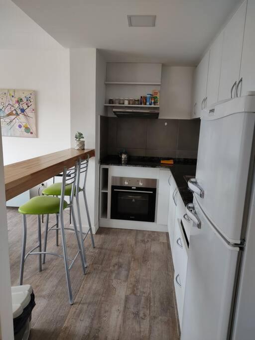 Hermoso Y Tranquilo Departamento Residencial *